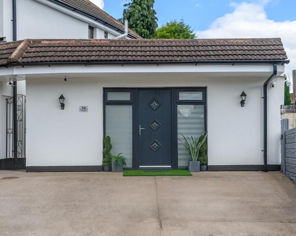 Luxury One Bedroom Guesthouse M6, Junction 10 Walsall Willenhall Exteriör bild